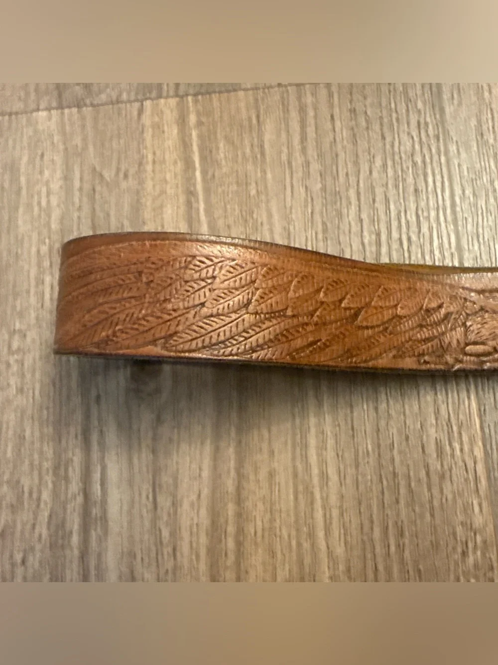 VNTG Y2K Hand-Tooled Brown Leather Accent Belt with eagle